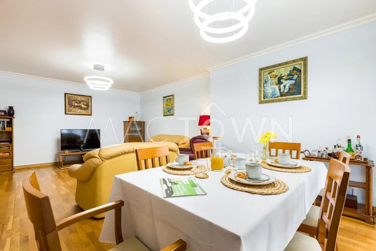 Apartamento T2 para Venda em Alvalade Foto 3