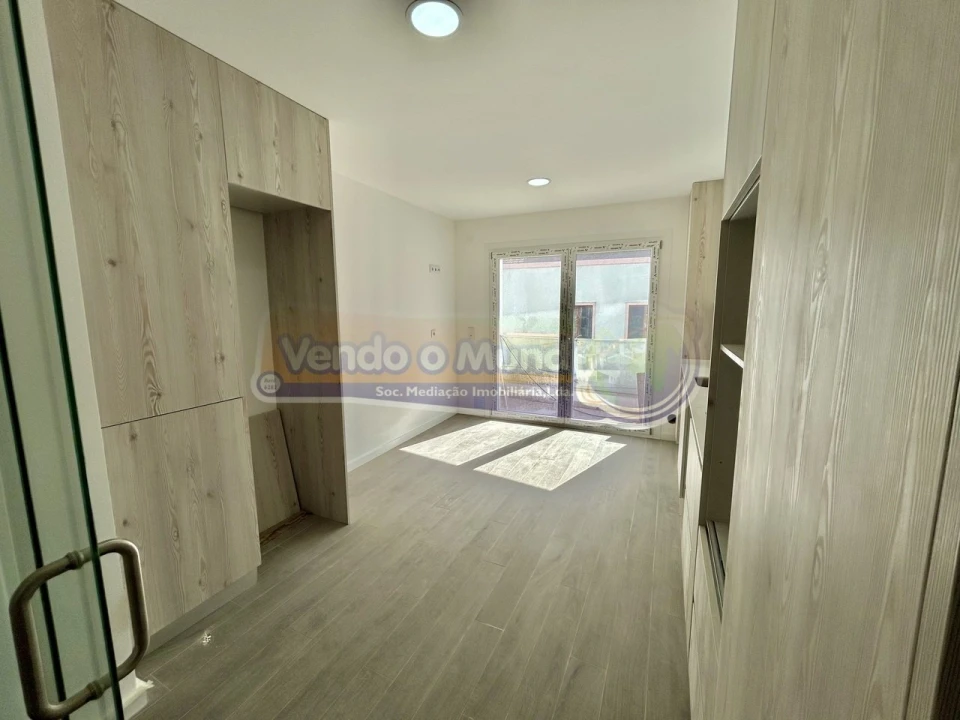 Apartamento T2 para Venda em Alhandra, São João dos Montes e Calhandriz Foto 5