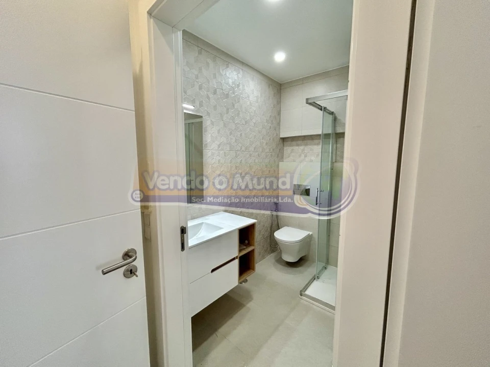 Apartamento T2 para Venda em Alhandra, São João dos Montes e Calhandriz Foto 13