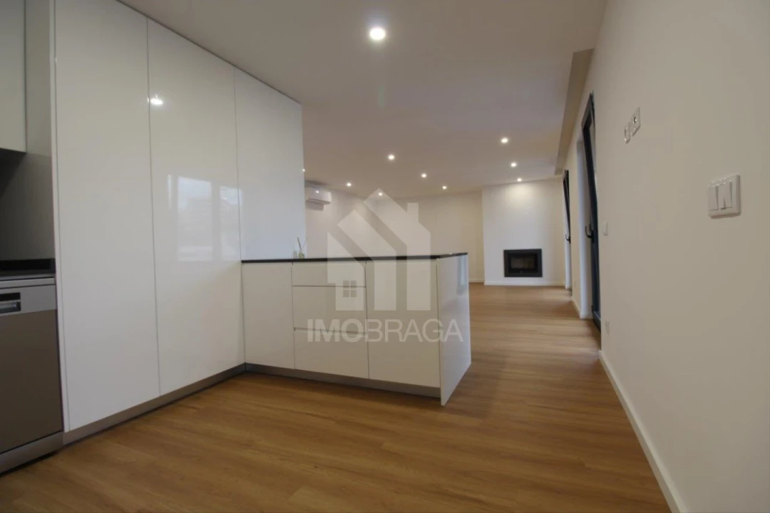 Apartamento T3 para Venda em Real, Dume e Semelhe Foto 17