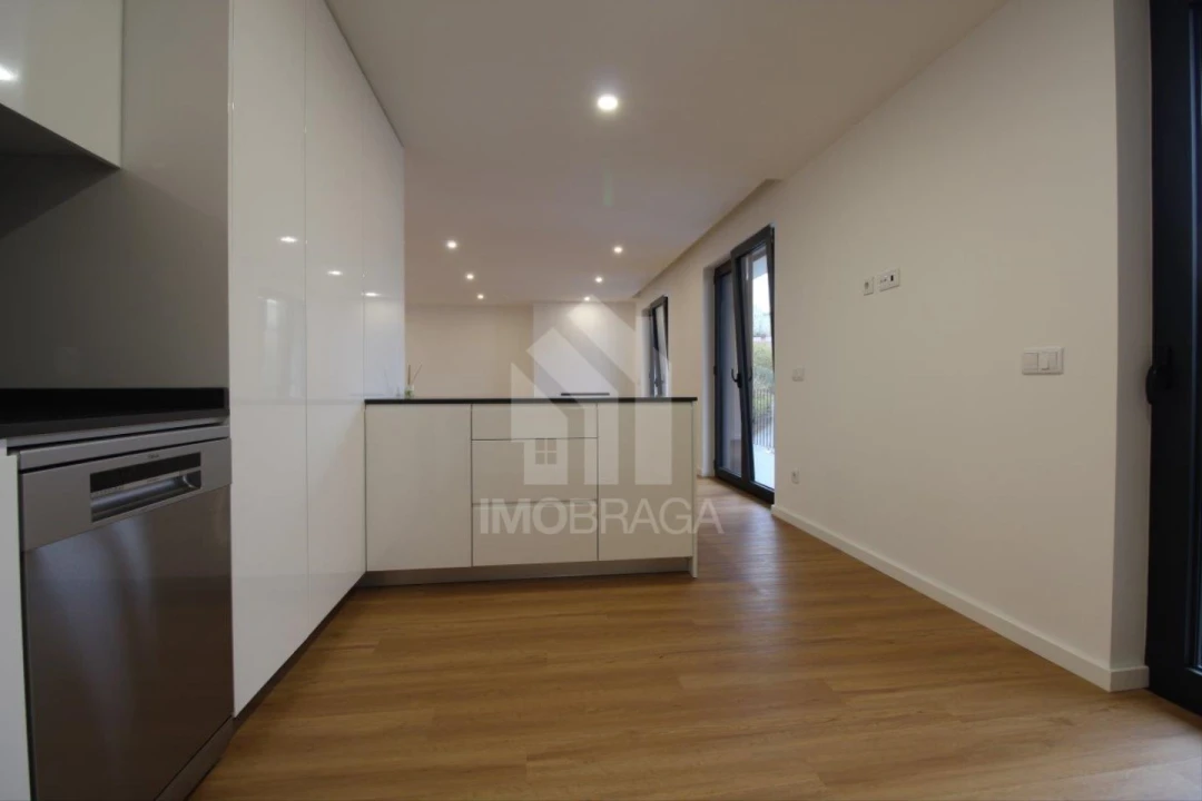 Apartamento T3 para Venda em Real, Dume e Semelhe Foto 22