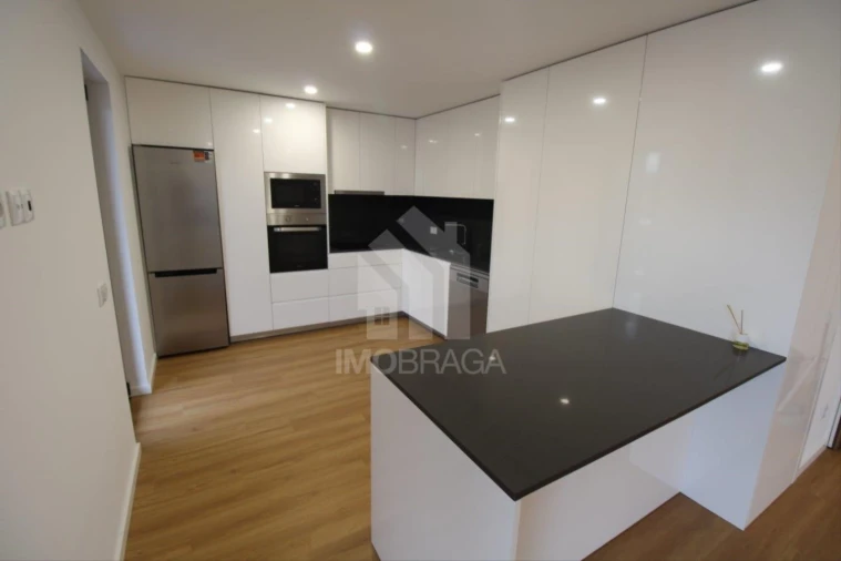 Apartamento T3 para Venda em Real, Dume e Semelhe Foto 13