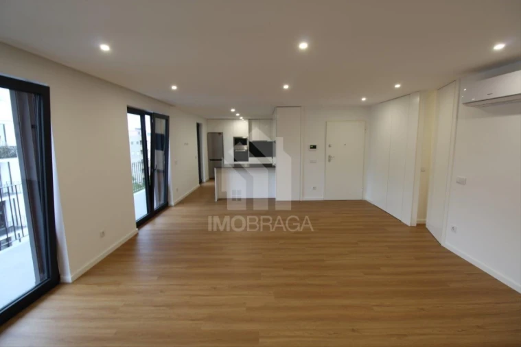 Apartamento T3 para Venda em Real, Dume e Semelhe Foto 25