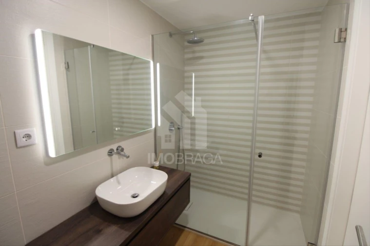 Apartamento T3 para Venda em Real, Dume e Semelhe Foto 48