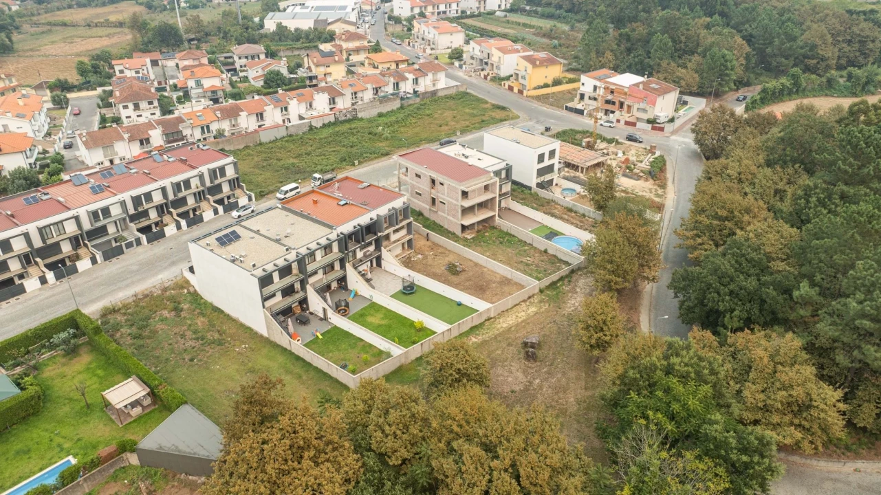 Moradia T4 para Venda em Merelim (São Paio), Panoias e Parada de Tibães Foto 14