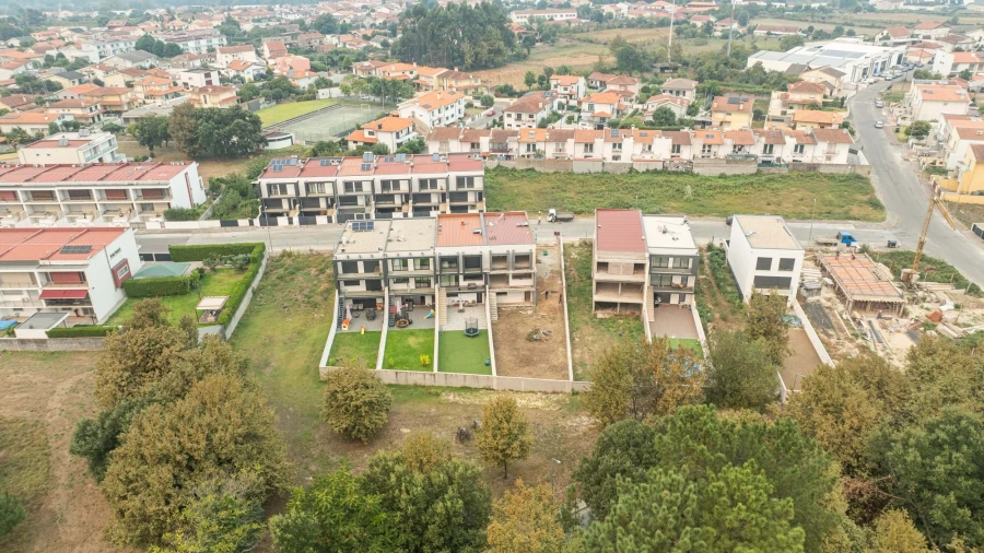 Moradia T4 para Venda em Merelim (São Paio), Panoias e Parada de Tibães Foto 15