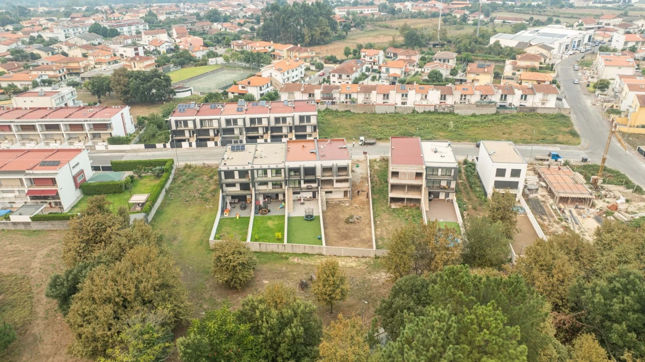 Moradia T4 para Venda em Merelim (São Paio), Panoias e Parada de Tibães Foto 15