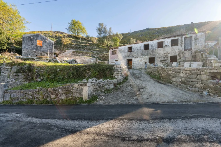 Moradia T3 para Venda em Gondoriz