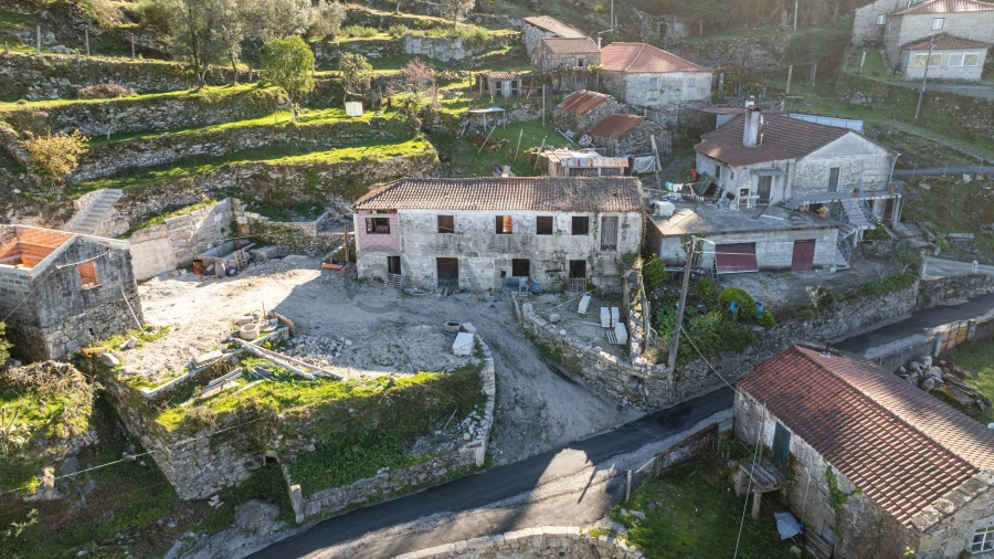 Moradia T3 para Venda em Gondoriz Foto 7