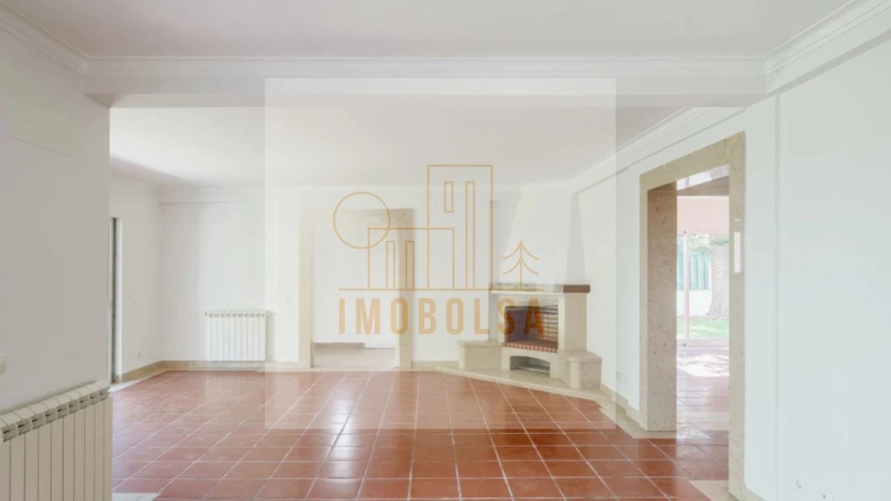 Moradia T5 para Venda em Carcavelos e Parede Foto 12