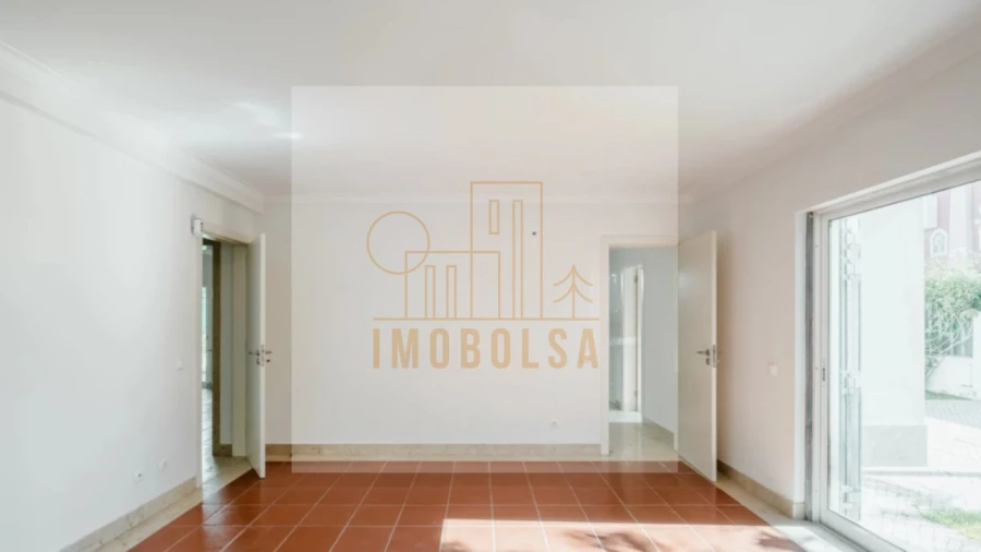 Moradia T5 para Venda em Carcavelos e Parede Foto 13