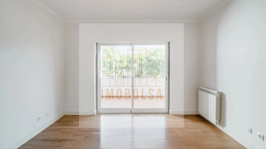 Moradia T5 para Venda em Carcavelos e Parede Foto 16