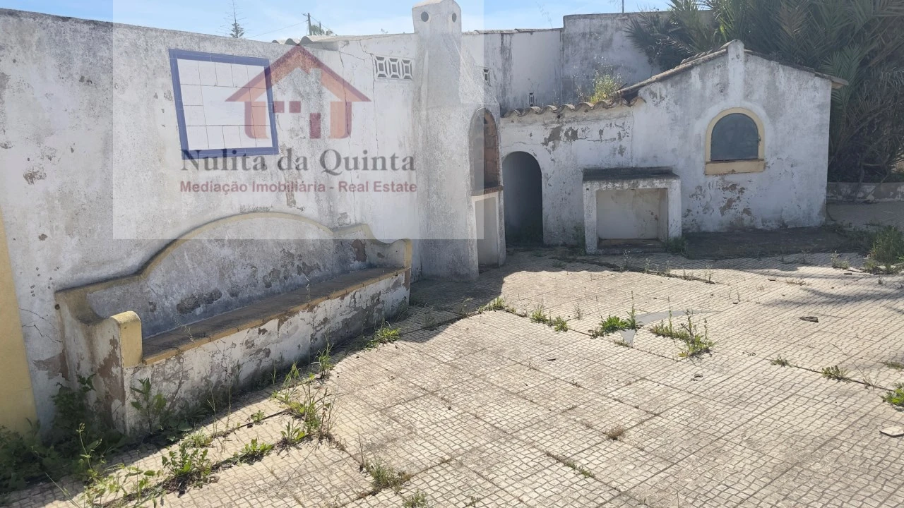 Quinta T4 para Venda em Alcantarilha e Pêra Foto 8