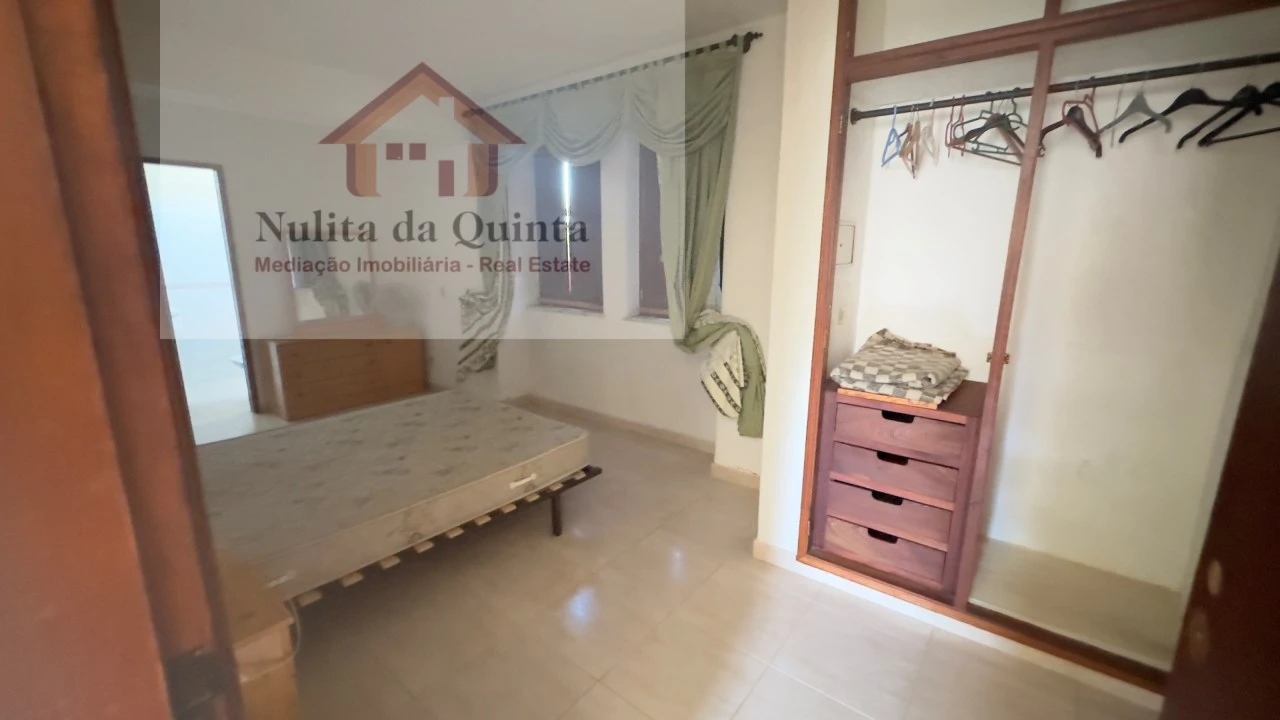 Quinta T4 para Venda em Alcantarilha e Pêra Foto 21