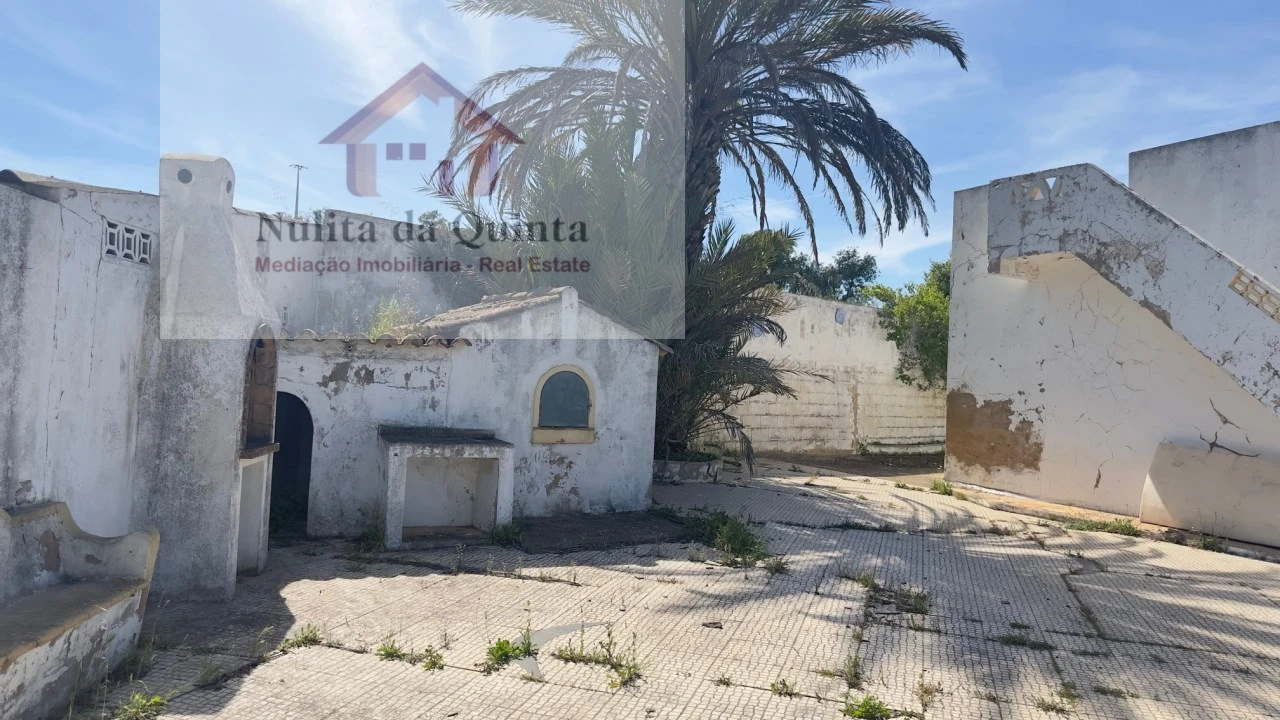 Quinta T4 para Venda em Alcantarilha e Pêra Foto 1