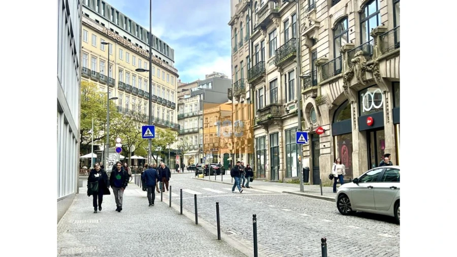 Negócio para Arrendamento em Cedofeita, Santo Ildefonso, Sé, Miragaia, São Nicolau e Vitória Foto 2