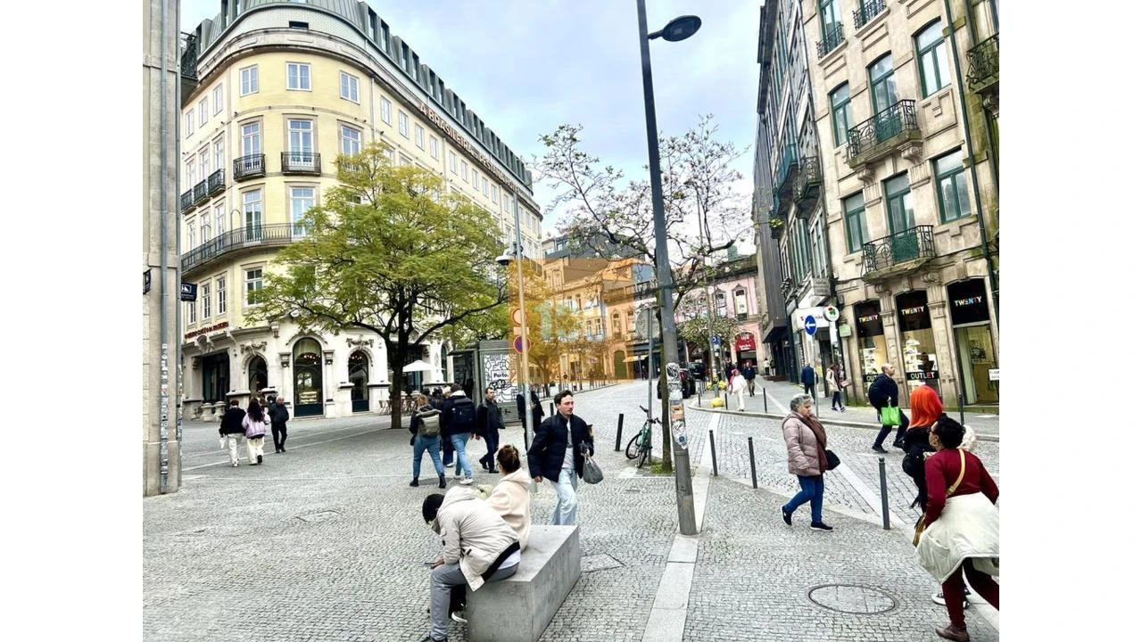 Negócio para Arrendamento em Cedofeita, Santo Ildefonso, Sé, Miragaia, São Nicolau e Vitória Foto 6
