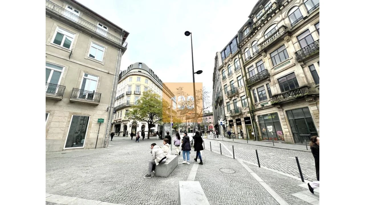 Negócio para Arrendamento em Cedofeita, Santo Ildefonso, Sé, Miragaia, São Nicolau e Vitória Foto 10