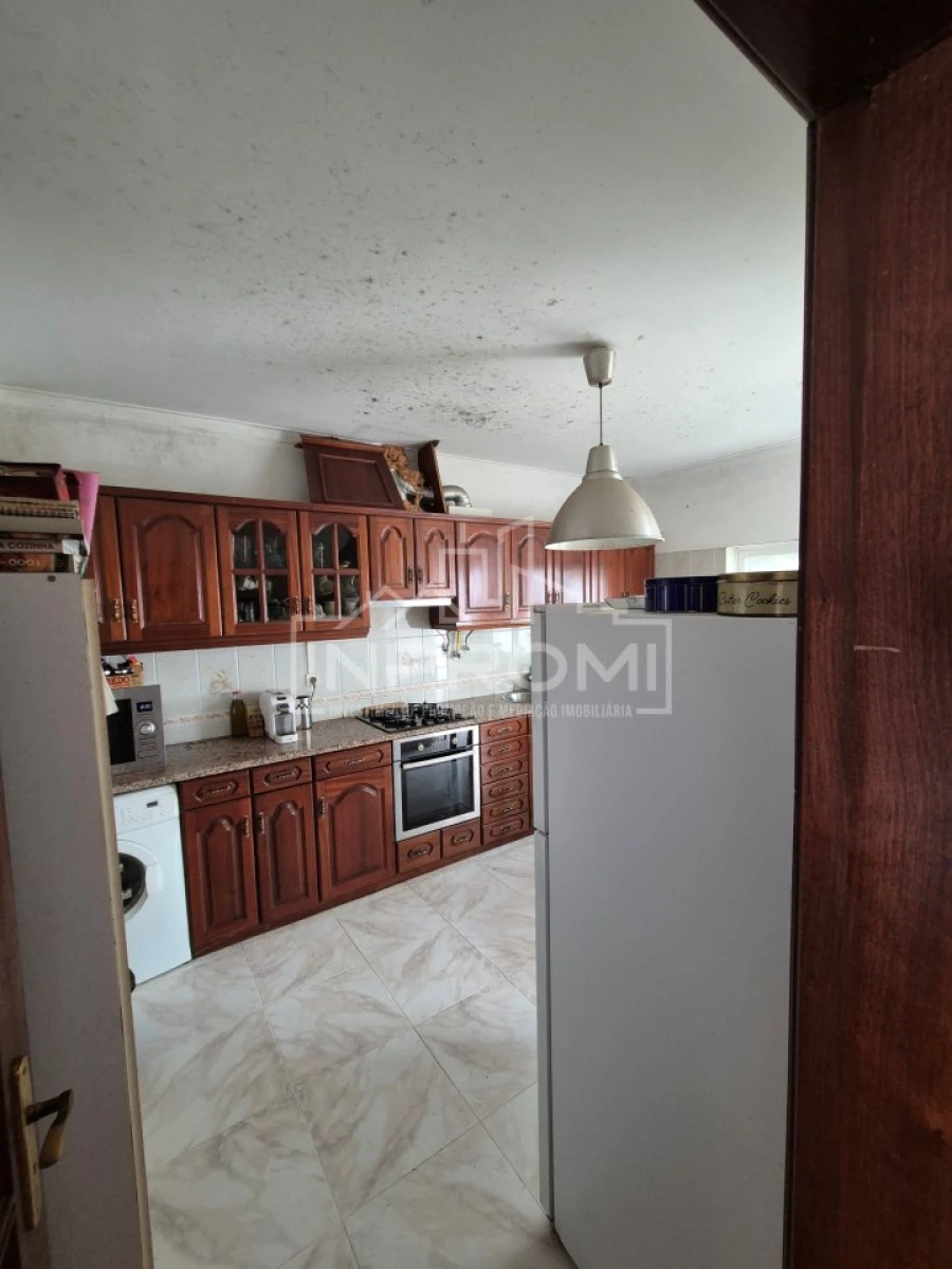 Moradia T5 para Venda em Quinta do Conde Foto 6