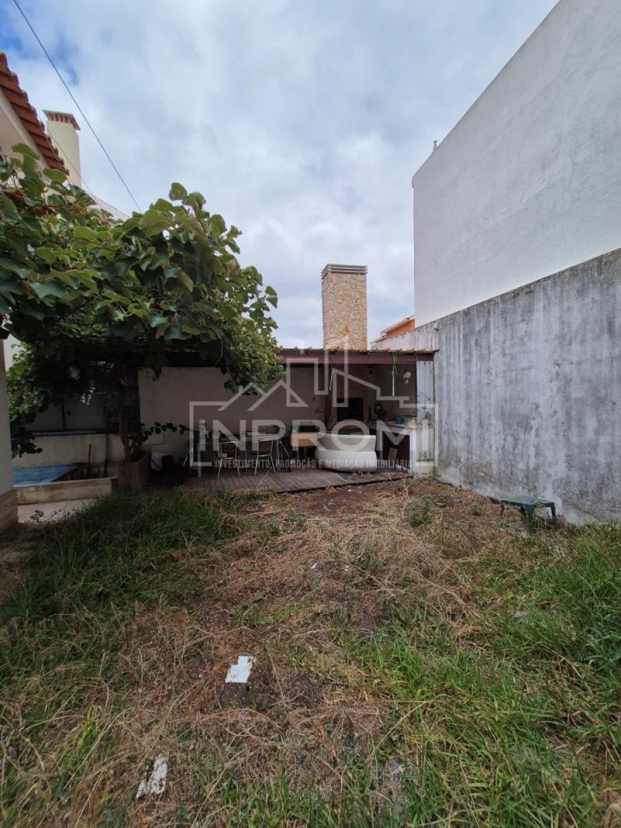 Moradia T5 para Venda em Quinta do Conde Foto 24