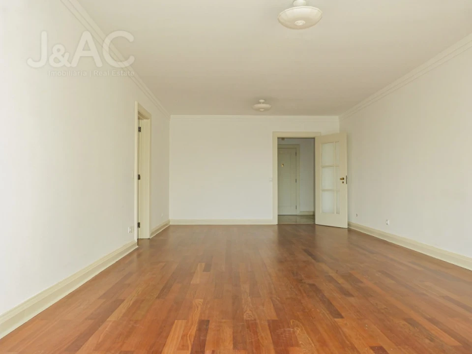 Apartamento T3 para Venda em Cascais e Estoril Foto 4