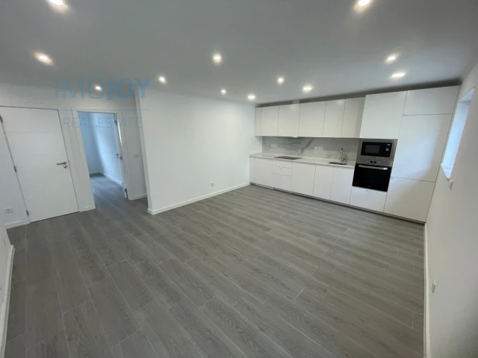 Moradia T7 para Venda em Carnaxide e Queijas Foto 3