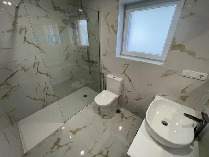 Moradia T7 para Venda em Carnaxide e Queijas Foto 19