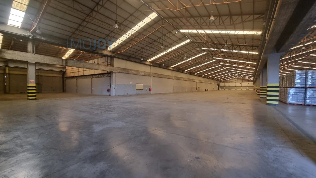 Armazém para Arrendamento em Sado Foto 3