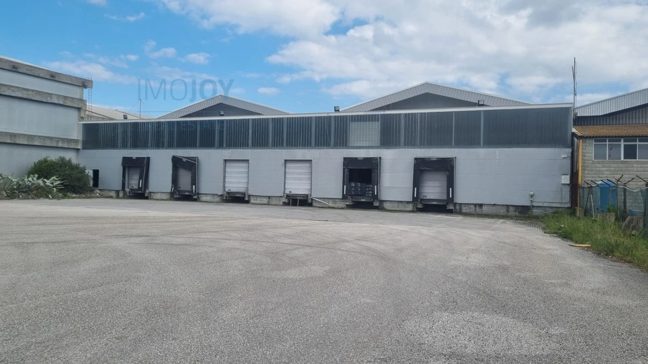 Armazém para Arrendamento em Sado Foto 5