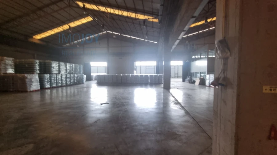 Armazém para Arrendamento em Sado Foto 7