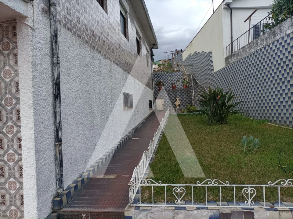 Moradia T3 para Venda em Penafiel Foto 27