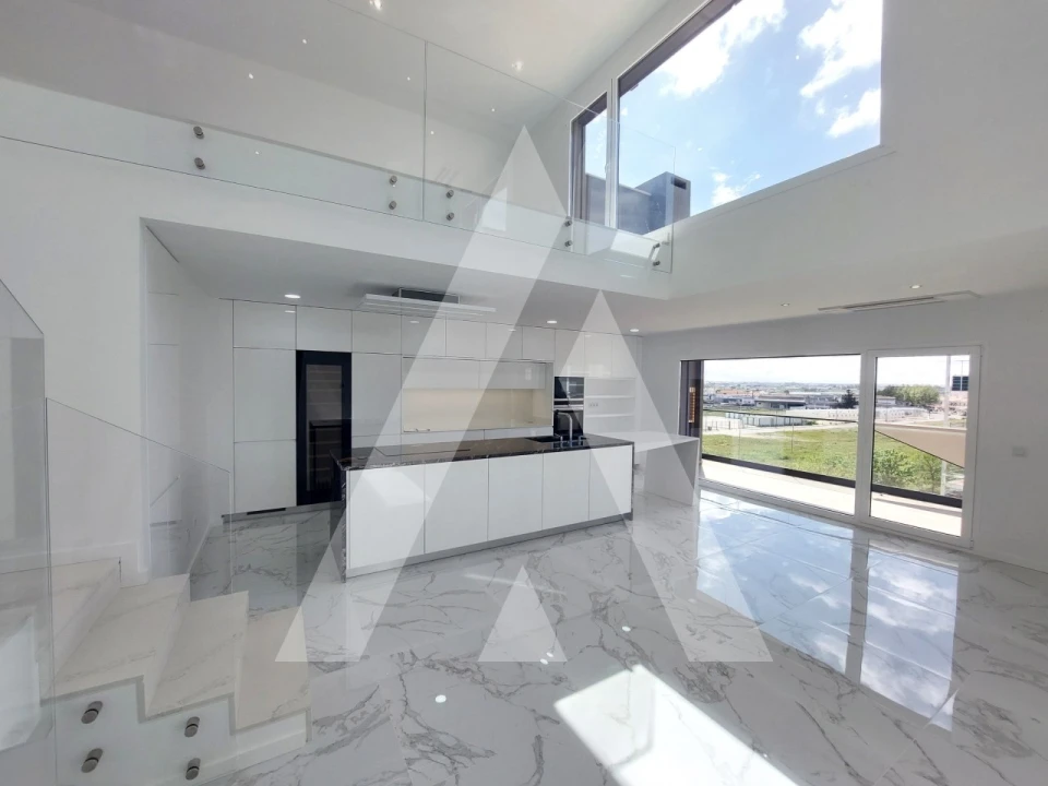 Apartamento T4 para Venda em Montijo e Afonsoeiro Foto 1