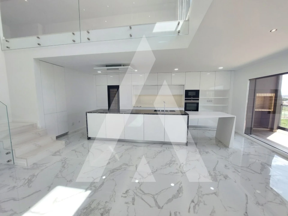 Apartamento T4 para Venda em Montijo e Afonsoeiro Foto 2