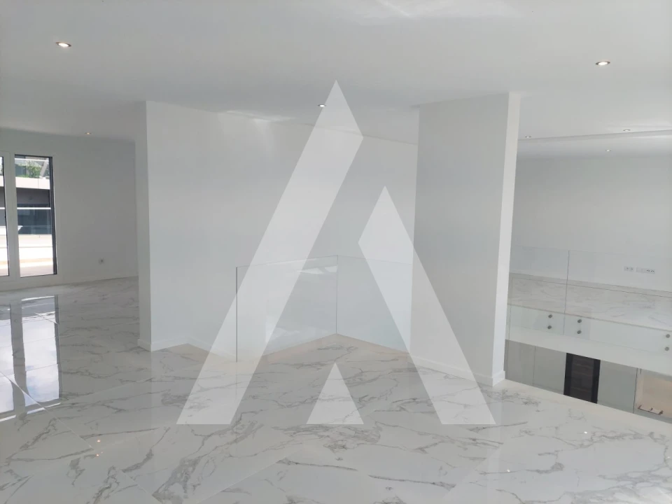 Apartamento T4 para Venda em Montijo e Afonsoeiro Foto 8