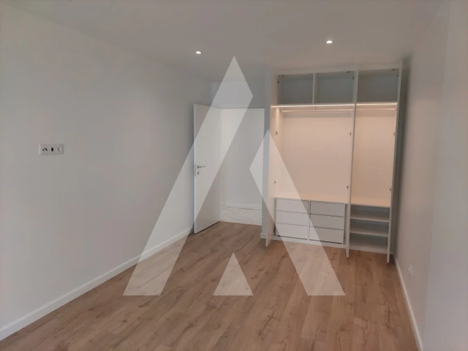 Apartamento T4 para Venda em Montijo e Afonsoeiro Foto 11