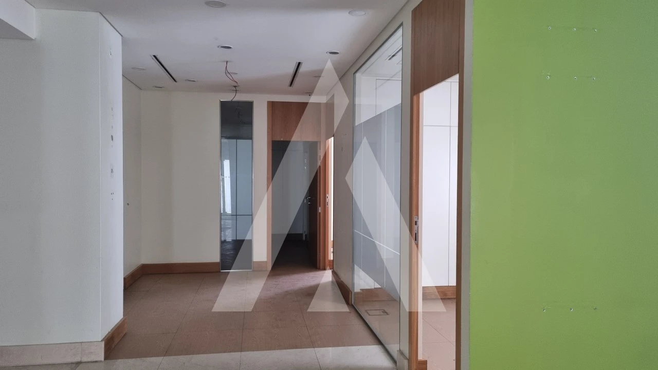 Loja para Venda em Maceira Foto 13