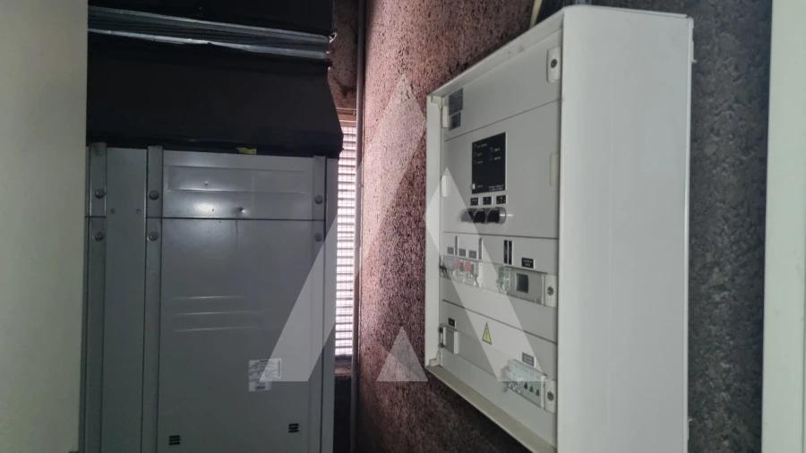 Loja para Venda em Maceira Foto 18