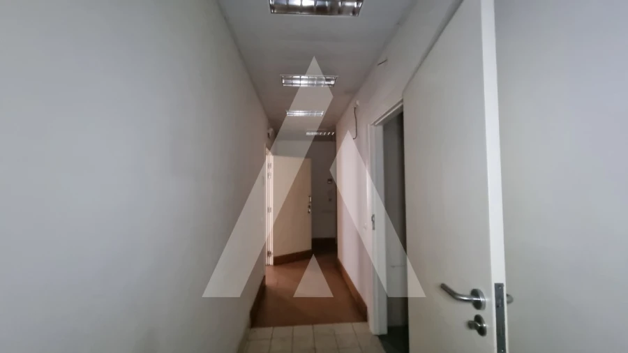 Loja para Venda em Maceira Foto 31