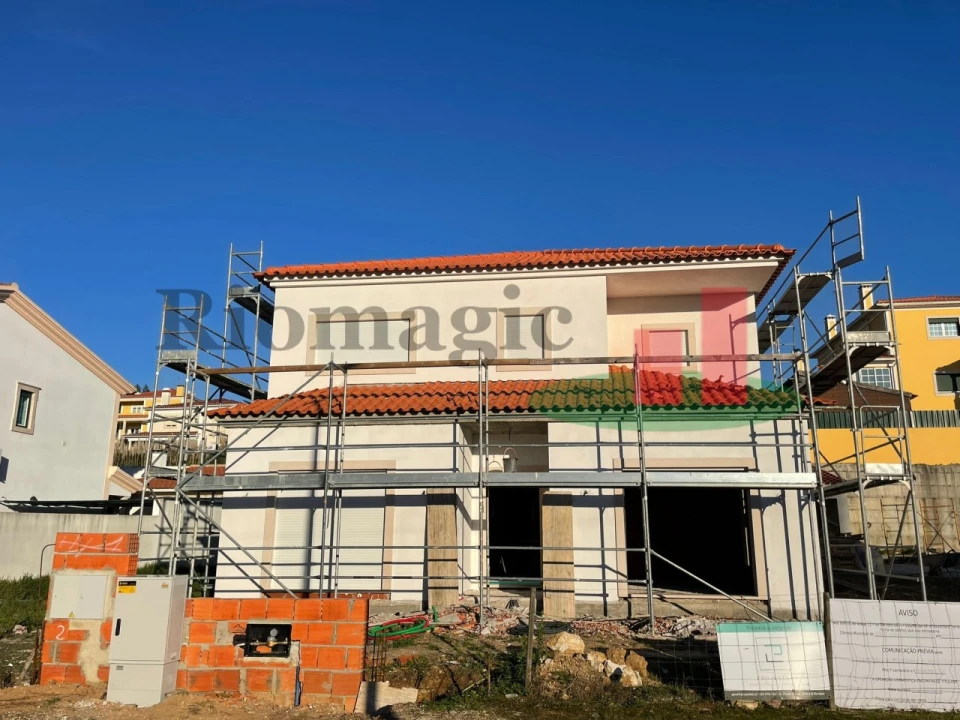 Moradia T4 para Venda em Rio Maior Foto 3