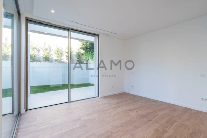Moradia T4 para Venda em Almancil