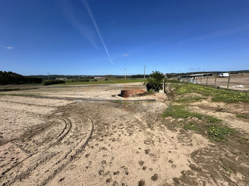 Terreno para Venda em Amoreira Foto 18