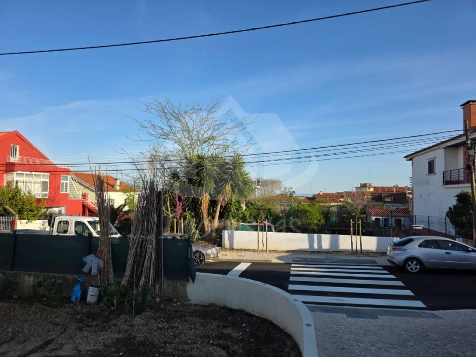 Terreno para Venda em Santa Iria de Azoia, São João da Talha e Bobadela Foto 7