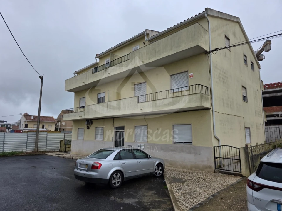 Prédio para Venda em Santa Iria de Azoia, São João da Talha e Bobadela Foto 4