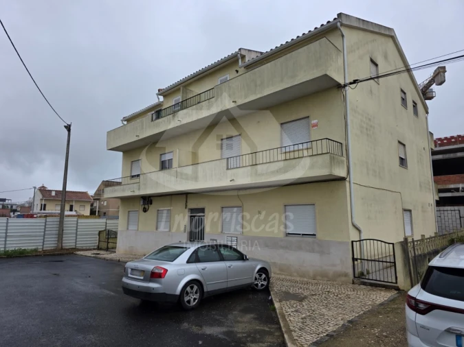 Prédio para Venda em Santa Iria de Azoia, São João da Talha e Bobadela Foto 4