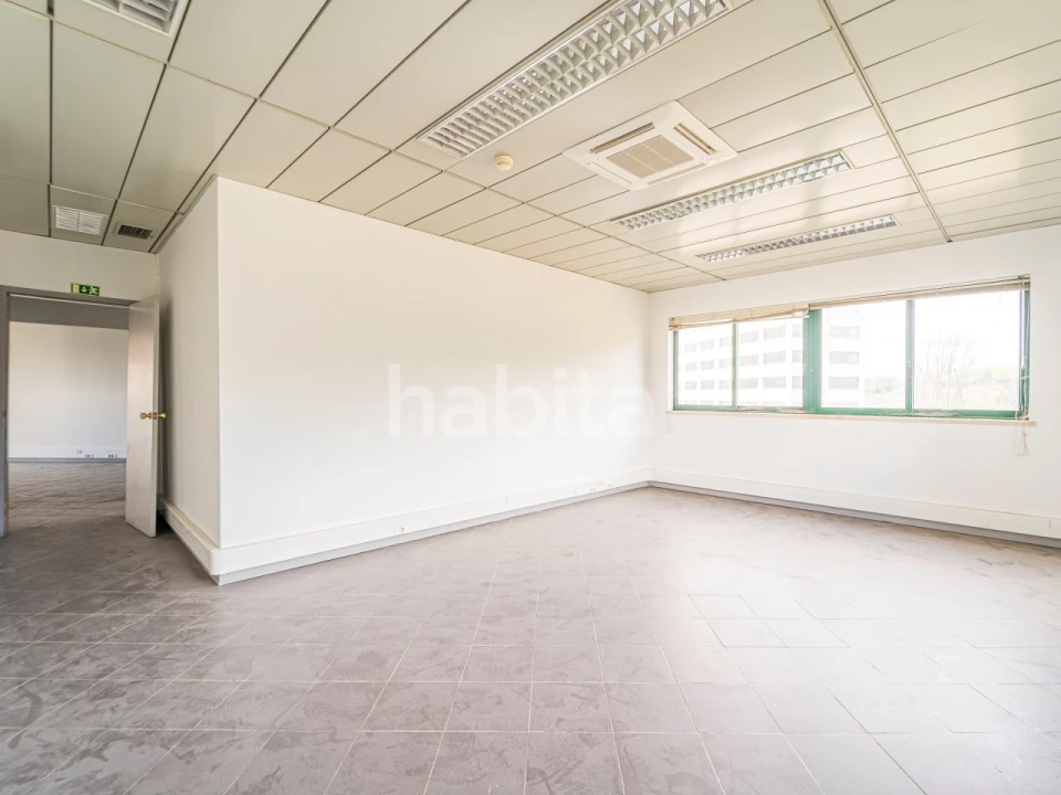 Escritório para Venda em Algés, Linda-A-Velha e Cruz Quebrada-Dafundo Foto 14