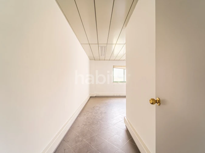 Escritório para Venda em Algés, Linda-A-Velha e Cruz Quebrada-Dafundo Foto 9