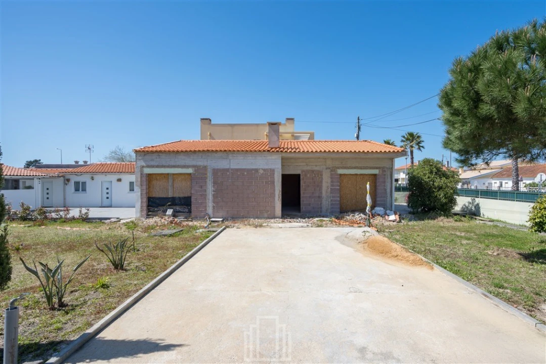 Moradia T2 para Venda em Ovar, São João, Arada e São Vicente de Pereira Jusã Foto 2