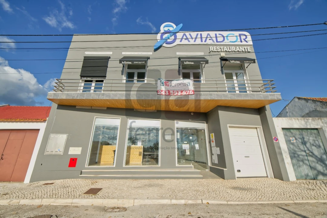 Negócio para Venda em Almeirim Foto 2