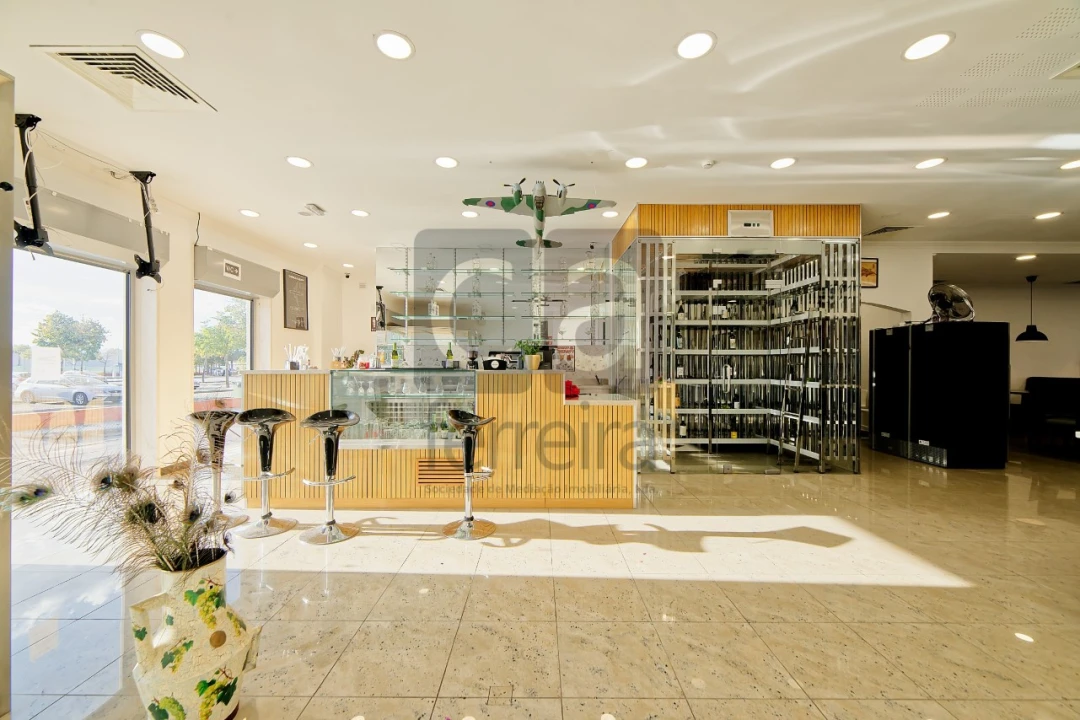 Negócio para Venda em Almeirim Foto 6