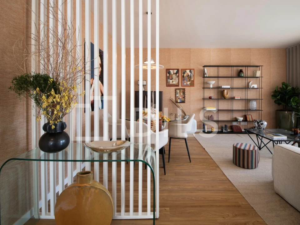 Apartamento T4 para Venda em Santo António dos Cavaleiros e Frielas Foto 4